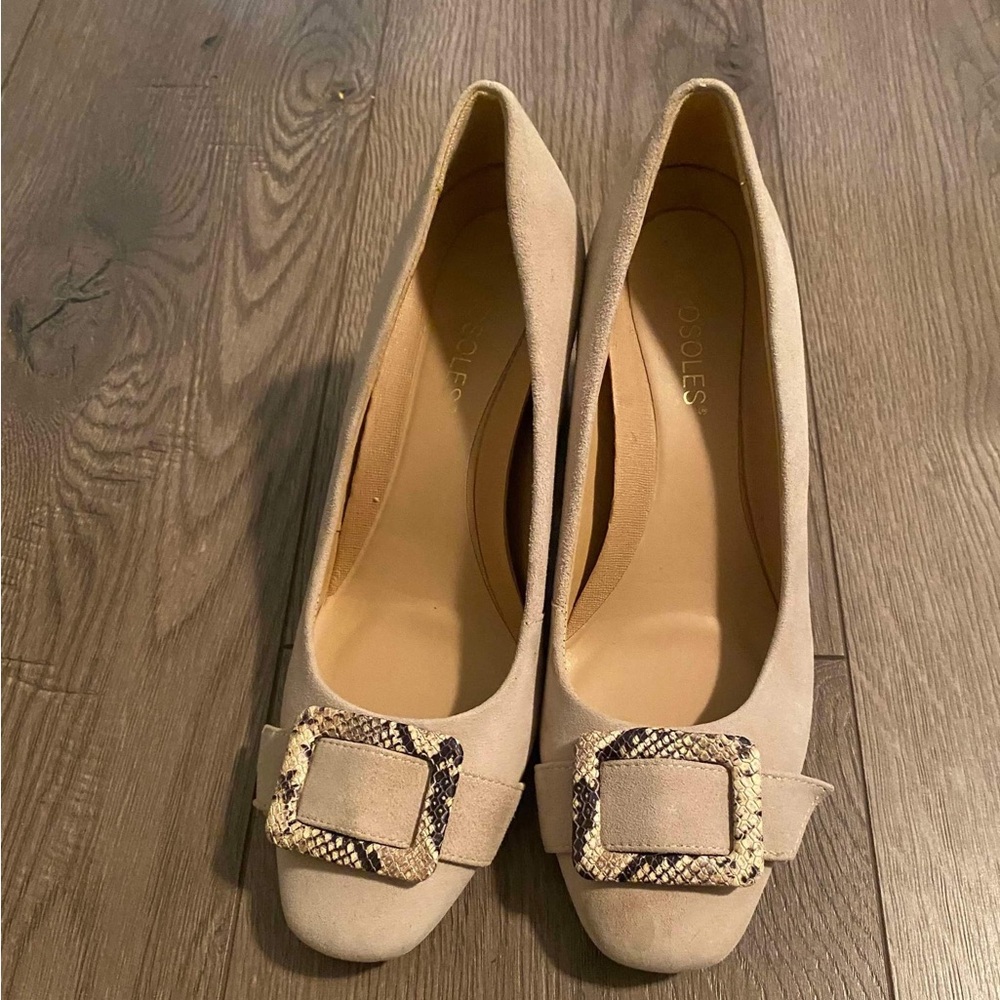 Brand new Beige Heels